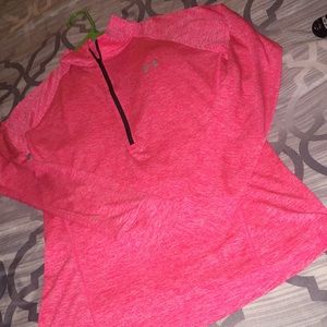 Under Armour  light weight pull over
